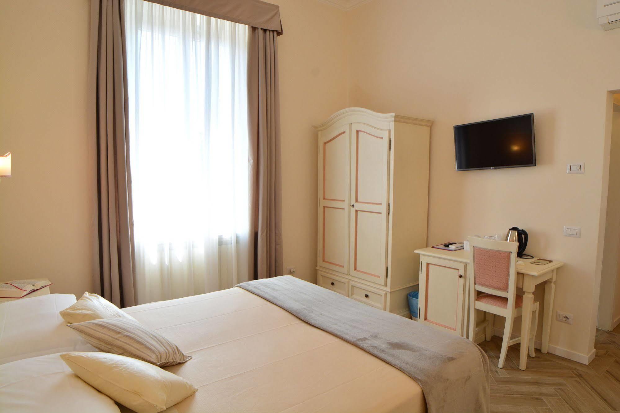 Dimora Salviati 3*